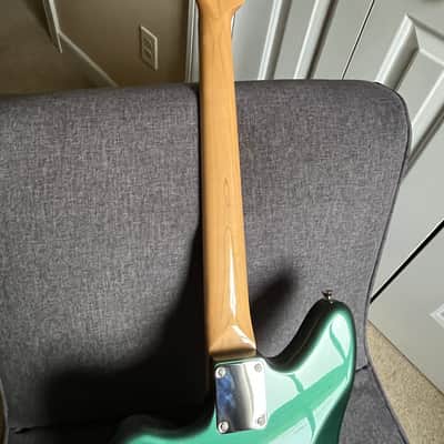 Fender Made in Japan FSR Traditional 60s Jaguar  2022  Sherwood Green Metallic image 6