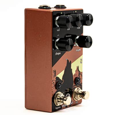 Walrus Audio Monument V2 Harmonic Tap Tremolo Guitar Effects Pedal image 2
