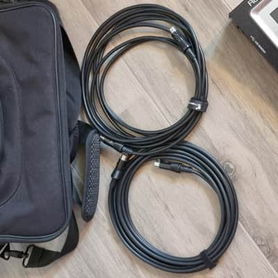 Roland GR-55 Guitar Synthesizer + GK-3 pickup + bag image 4