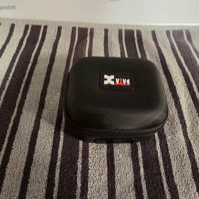 Xvive AC58 Wireless 5.8GHz Guitar Transmitter Receiver Charging Case image 7