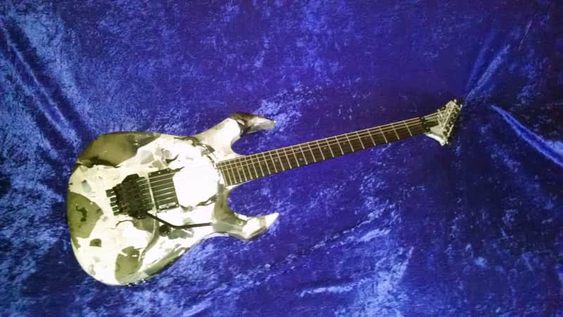 1989 Monroe Scorpio Custom Camo Swirl w/hardcase image 1