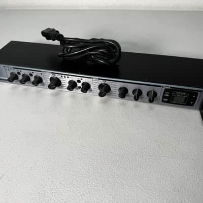 TC Electronic M300 - Silver front panel with black print image 1