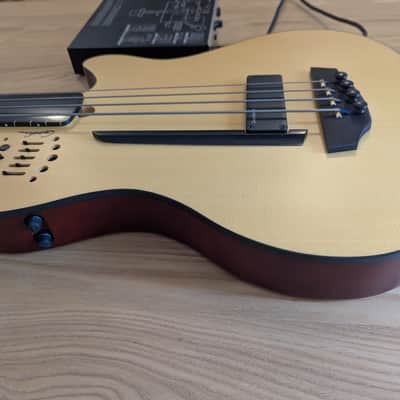Godin A4 Ultra Fretless 2000s - Natural image 11