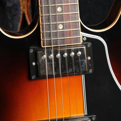 Gibson ES-335 Semi-Hollow Electric Guitar Vintage Sunburst 2014 Pre-Owned image 5