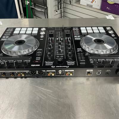 Pioneer DDJ-SR2 Portable 2-channel Controller for Serato DJ 2010s - Black image 3