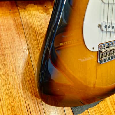 Fender American Vintage '57 Reissue Stratocaster - 1994/1995 image 11