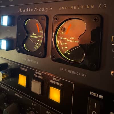 AudioScape Engineering Co. DC-101 D-COMP 2-Channel Limiter / Compressor 2018 - 2021 - Green image 1