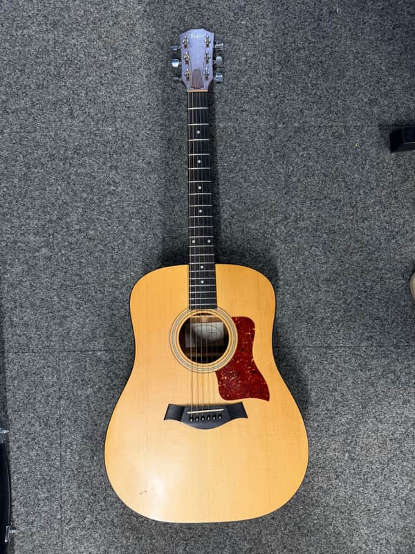 Taylor 210e
