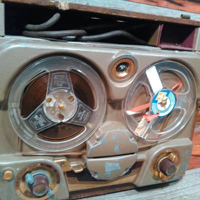 Vintage Revere Camera Company Model T-100 Reel-to-Reel Tape Recorder image 2
