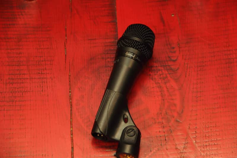 Shure PGA57 Cardioid Dynamic Instrument Microphone image 1