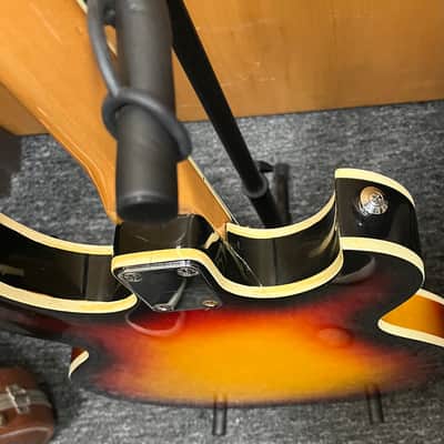 Vintage Conrad Semi hollow 60s from dealer image 4