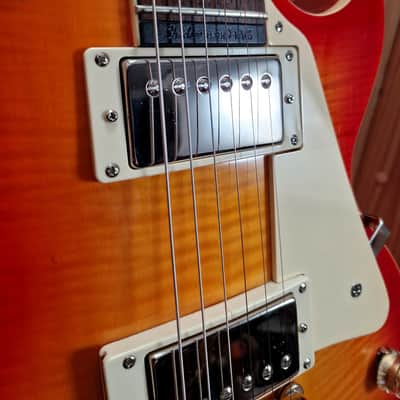 Epiphone  Les Paul Ultra III 2012 - sunburst image 4