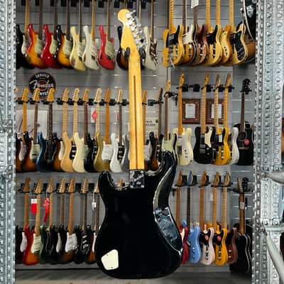 Fender   American Elite Stratocaster Black 1983 image 8