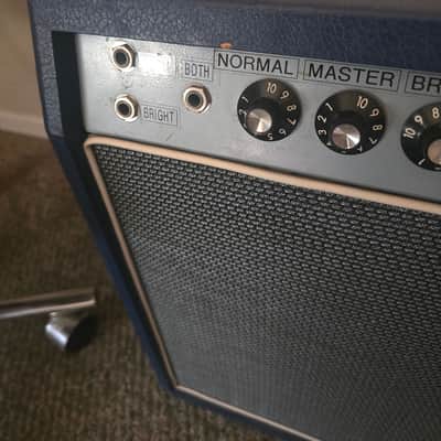 Donovan blue meanie Vox 30 2000+ - blue tolex image 5