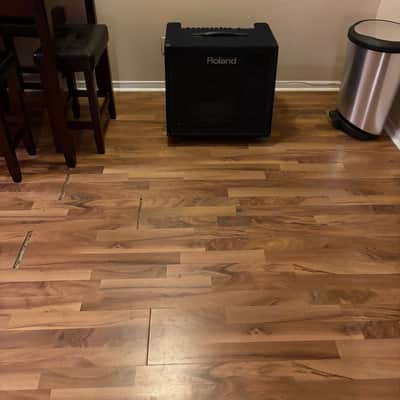 Roland KC-600 4-Channel 200-Watt 1x15" Keyboard Combo 2017 - Present - Black image 5