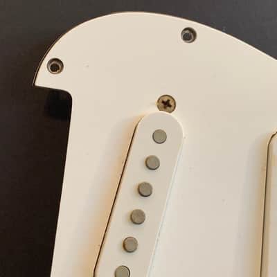 1994 Fender Mexico Stratocaster loaded pickguard/pickups w/Screws image 5