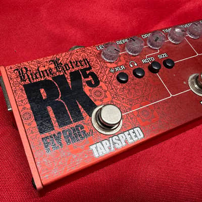 Tech 21 Richie Kotzen RK5 V2 Signature Fly Rig 2019 - Red image 4