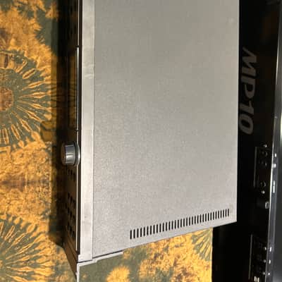 E-MU Systems ESI-32 Rackmount 32-Voice Sampler Workstation 1994 - Black image 2