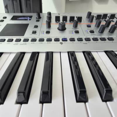Roland Gaia 2 37-Key 22-Voice Synthesizer 2023 - Present - Silver image 2