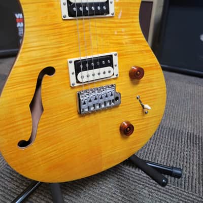 PRS SE Custom 22 Semi-Hollow - Santana Yellow image 3
