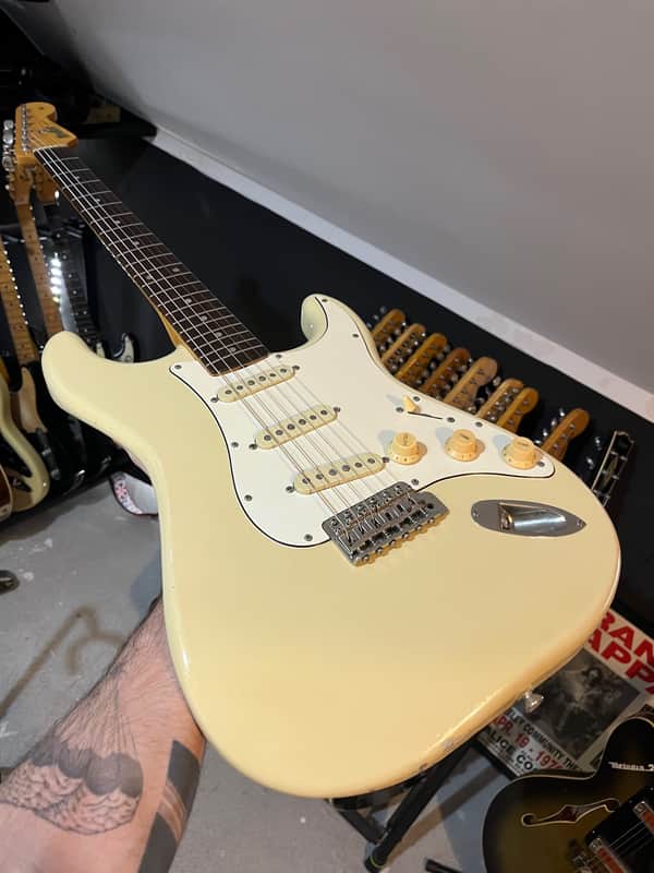 Vintage strat: Fresher Straighter FS500 4th gen Great Stratocaster replica Made in Japan in '80s image 1