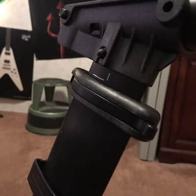 Ultimate Support VS88B V Stand Pro Keyboard Stand image 2