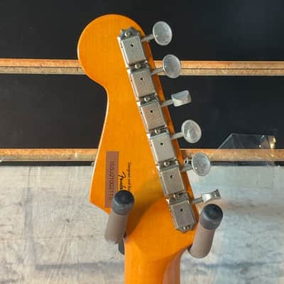 Squier Classic Vibe 60's Strat Electric Guitar image 8