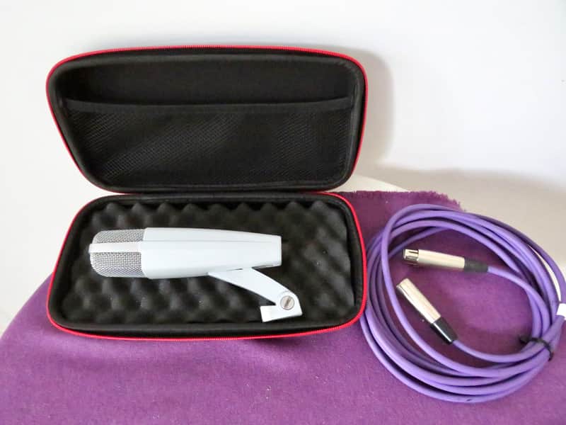 Sennheiser MD 421-U Cardioid Dynamic Microphone image 1