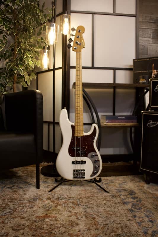 Used Fender American Ultra Precision Bass, Alpine White image 1