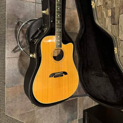 K. YAIRI Masterworks DYM95C - Solid Sitka Spruce/Solid Indian Rosewood with Ebony features image 2