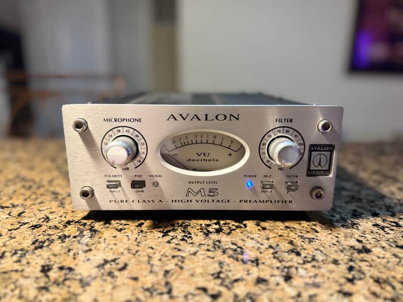 Avalon M5 Microphone Preamplifier 2010(EXTERNAL PSU) image 1
