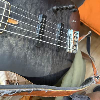 Marcus Miller Marcus Miller v9 2019 - Transparent Black Burst image 5