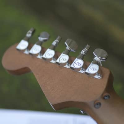 EVH Frankenstein Relic - White image 9