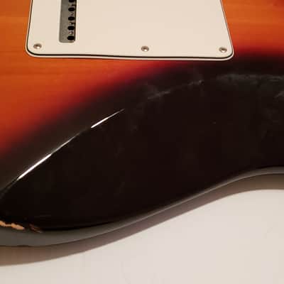 Fender Standard Stratocaster RELIC  2016 Sunburst/Relic image 23