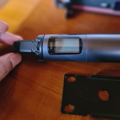 Sennheiser 🎤Sennheiser EW 100 G3 SKM 100 Handheld Microphone+EM 100 True Diversity Receiver image 5