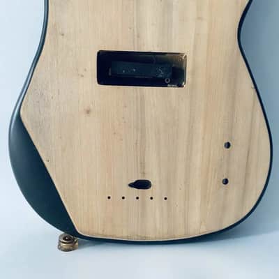4 String Electric Bass Basswood Body image 2
