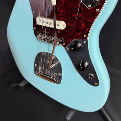 Squier FSR Classic Vibe 70's Jaguar Electric Guitar Daphne Blue Finish (542) image 8