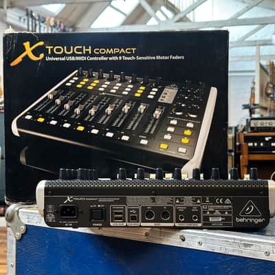 Behringer X Touch Compact 9-Fader USB/MIDI Controller image 2