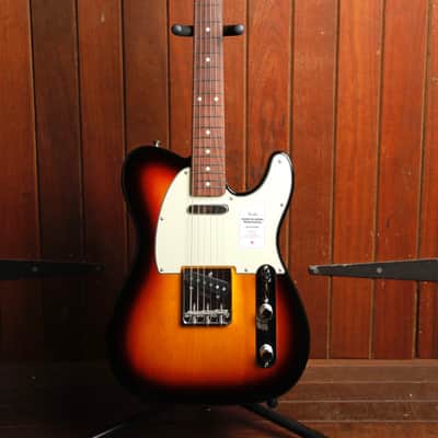 Fender Made in Japan Traditional '60s Telecaster 3-Colour Sunburst Electric Guitar image 2