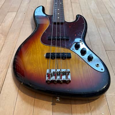 1982 Fender JV '62 Jazz Bass  Sunburst Lacquer image 4