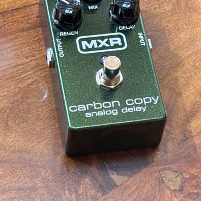 MXR M169 Carbon Copy Analog Delay | Reverb
