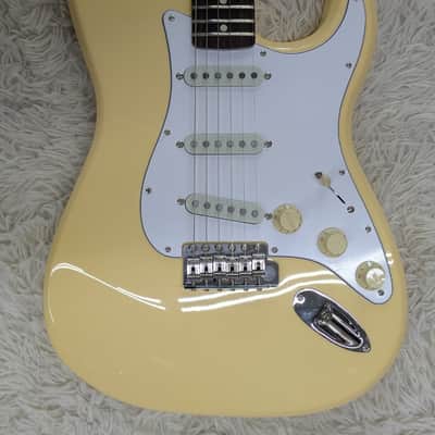 Mint Fender Yngwie Malmsteen Stratocaster White Electric Guitar, Scalloped board image 3