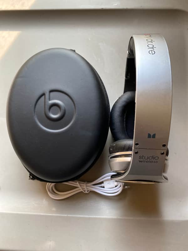 Beats by Dre Studio Monster Wireless Headphones image 1