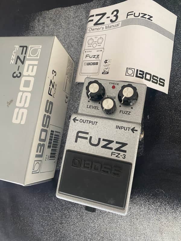 Boss FZ-3 Fuzz (Silver Label) 1997 - 1999 - Metal image 1