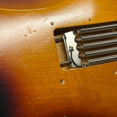Fender Road Worn '60s Stratocaster Strat Electric Guitar - 3-Color Sunburst image 21