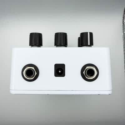 🪿 Spruce Effects Acadia Fuzz - White image 5