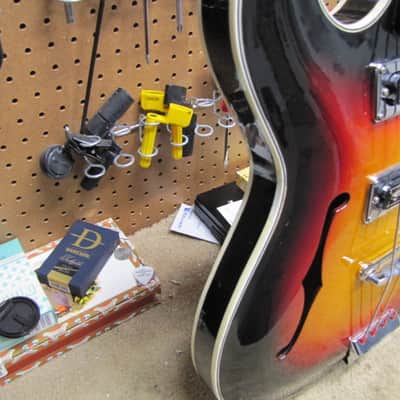 Baldwin Vibraslim Bass Circa 1966, 1967  - Sunburst, UK Built image 9