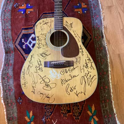 Signed Yamaha FG 200 -T Emmanuel, S Landreth, A Lee & 20 More image 4