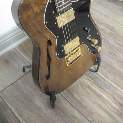Logan Custom Thinline 2026 - Black top binding with gloss nitro finish image 3