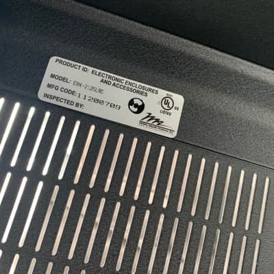 Middle Atlantic 21U professional Rack with Drawer and Lock  model ERK-2125LRD 2010s Black image 5